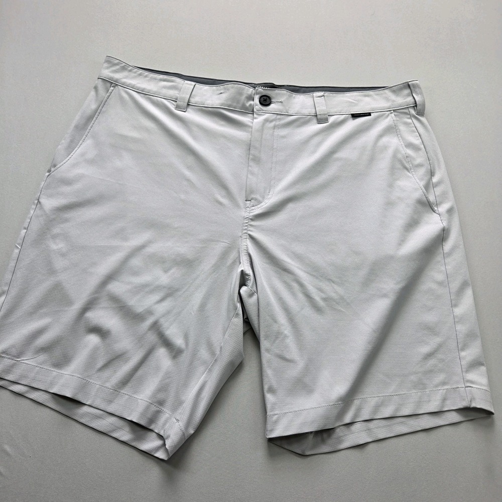 Travis Mathew Shorts Men 38 Grey Beck Chino Golf Casual Performance Stretch